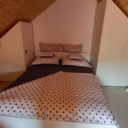 Apartman Niki, Medov Dolac - Lovrec Lägenhet Exteriör bild
